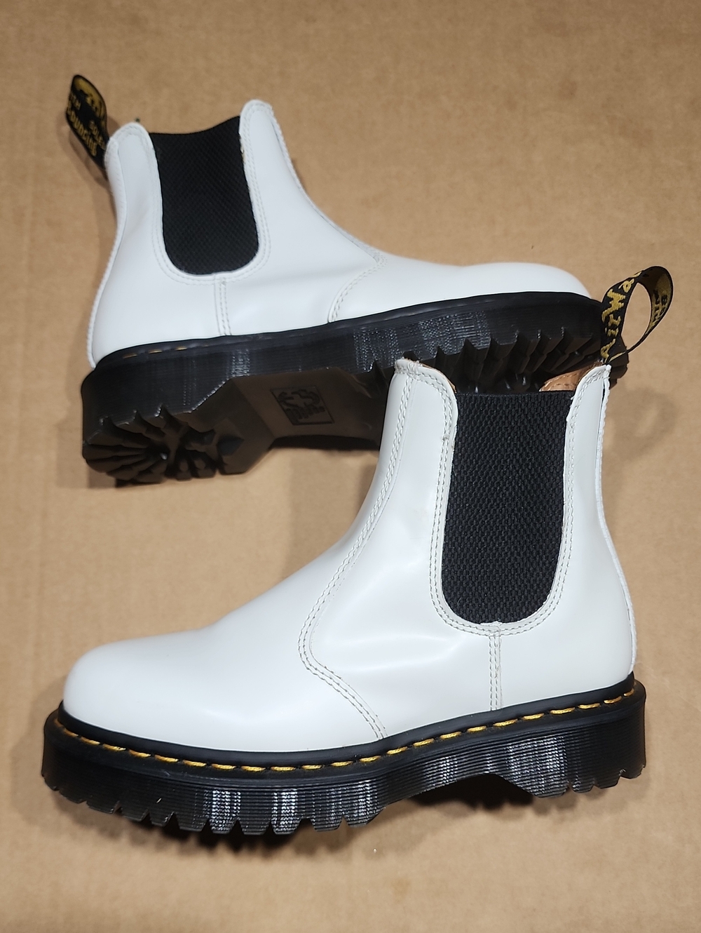 Dr. Martens Platform, Smooth White Chelsea Boots W Sz 8 / M Sz 7